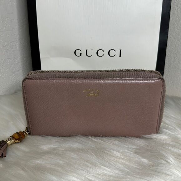💯Authentic Gucci Zipped Around Long Wallet🍀 - Picture 1 of 14
